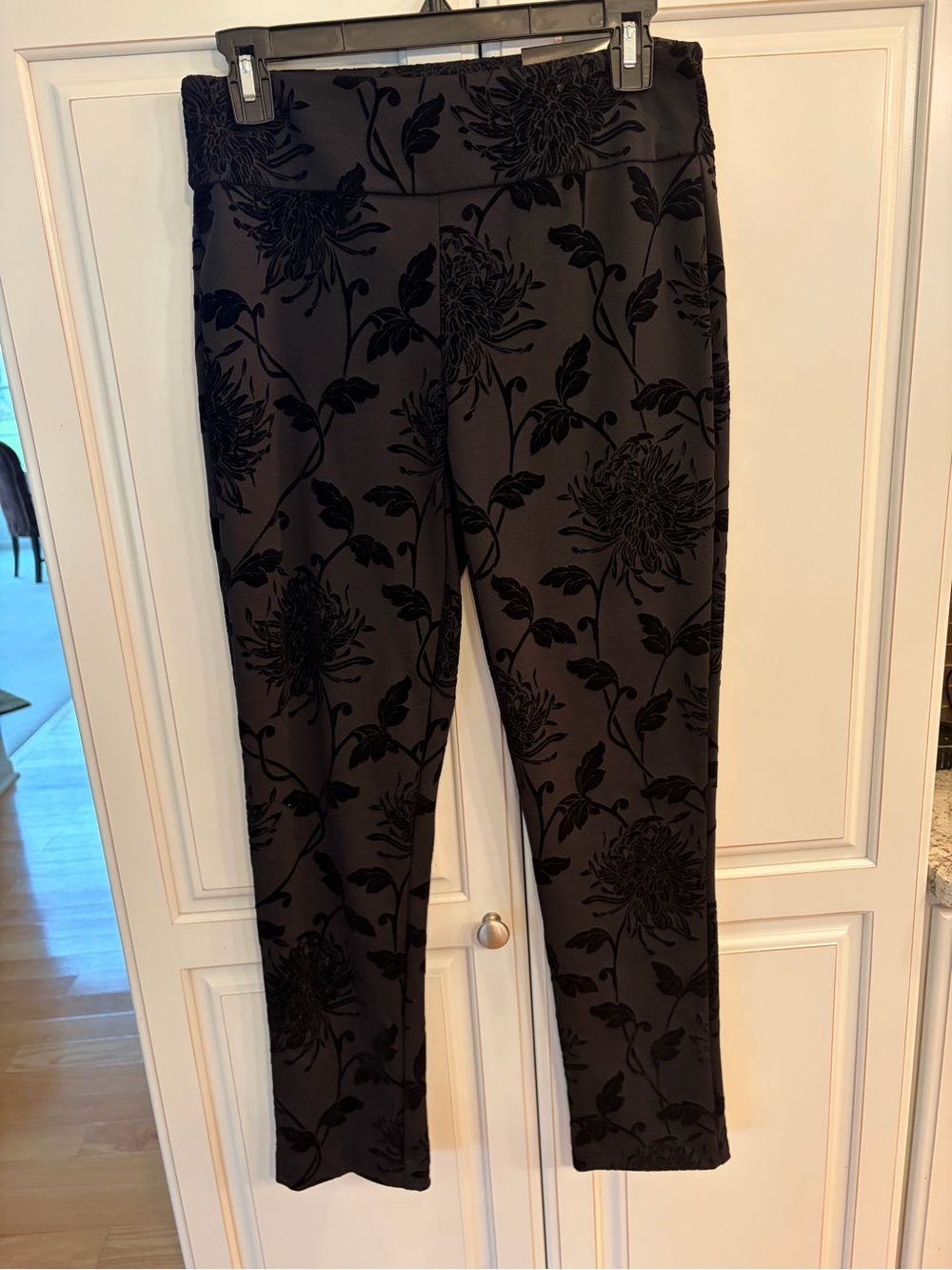 Attyre Black Floral Flocked Ponte Ankle Pants